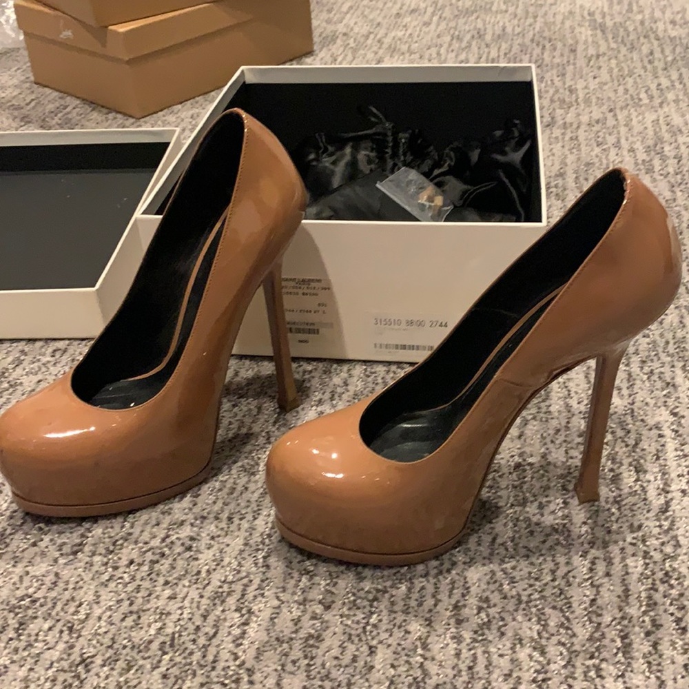 YSL Tribtoo size 37